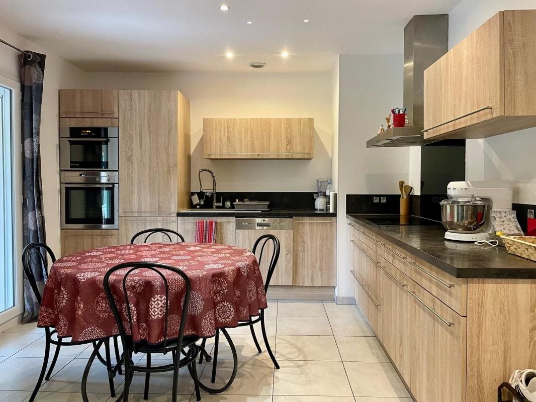 Maison à vendre, 184m², Saint-Paul-Trois-Châteaux