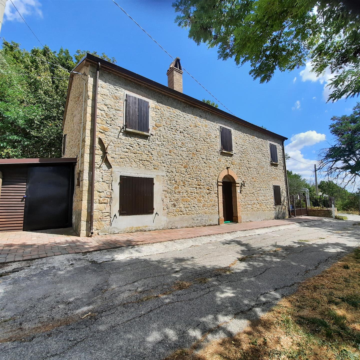 Te Koop: Charmant vrijstaand vakantiehuis met panoramisch uitzicht – Piandicastello, Italië