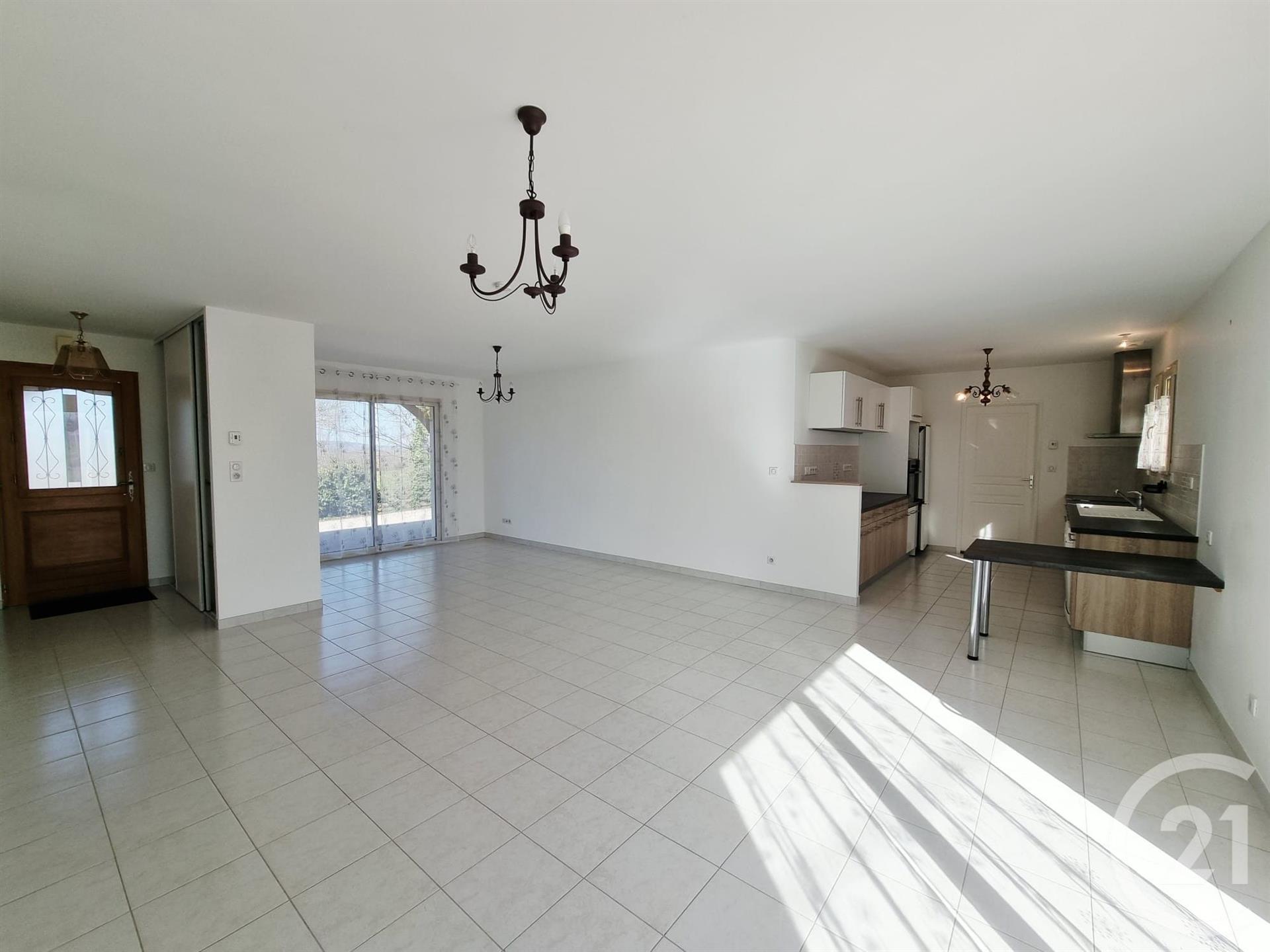 Maison à louer, 96m², Léobard