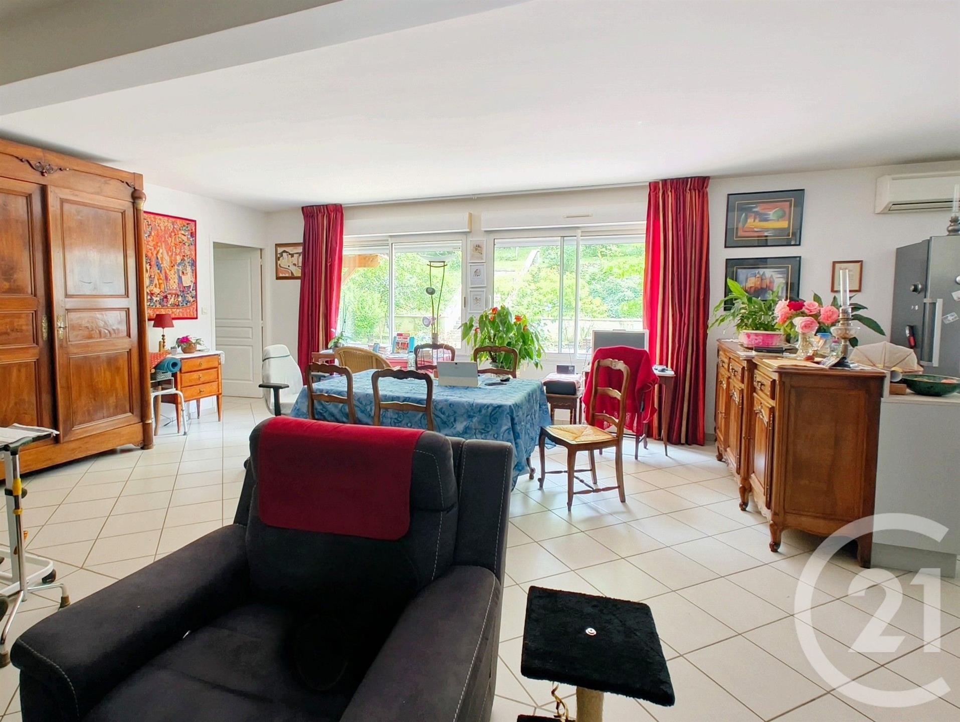 Maison à vendre, 152m², Gourdon