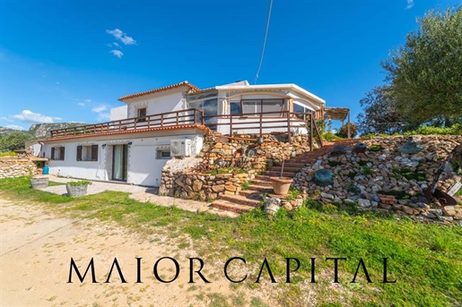 Еднофамилна къща за продажба в Синискола