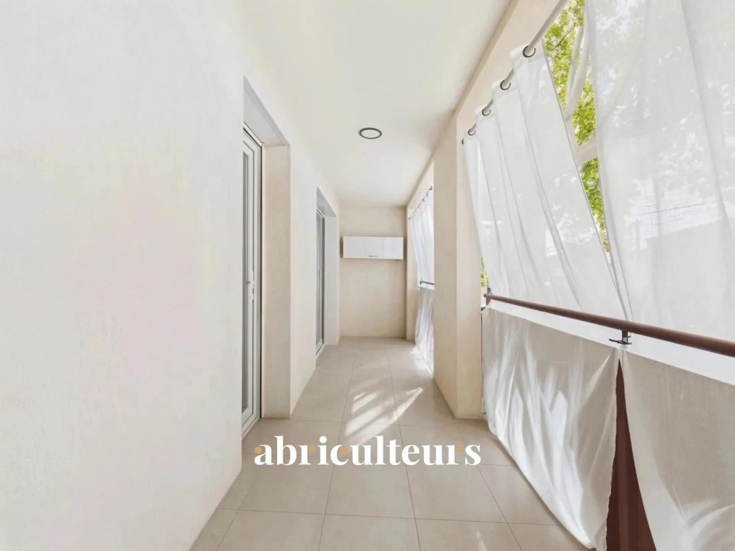 Appartement à vendre, 70m², Pélissanne