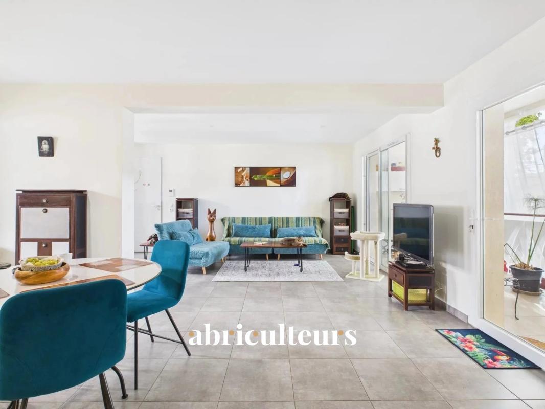 Appartement à vendre, 70m², Pélissanne