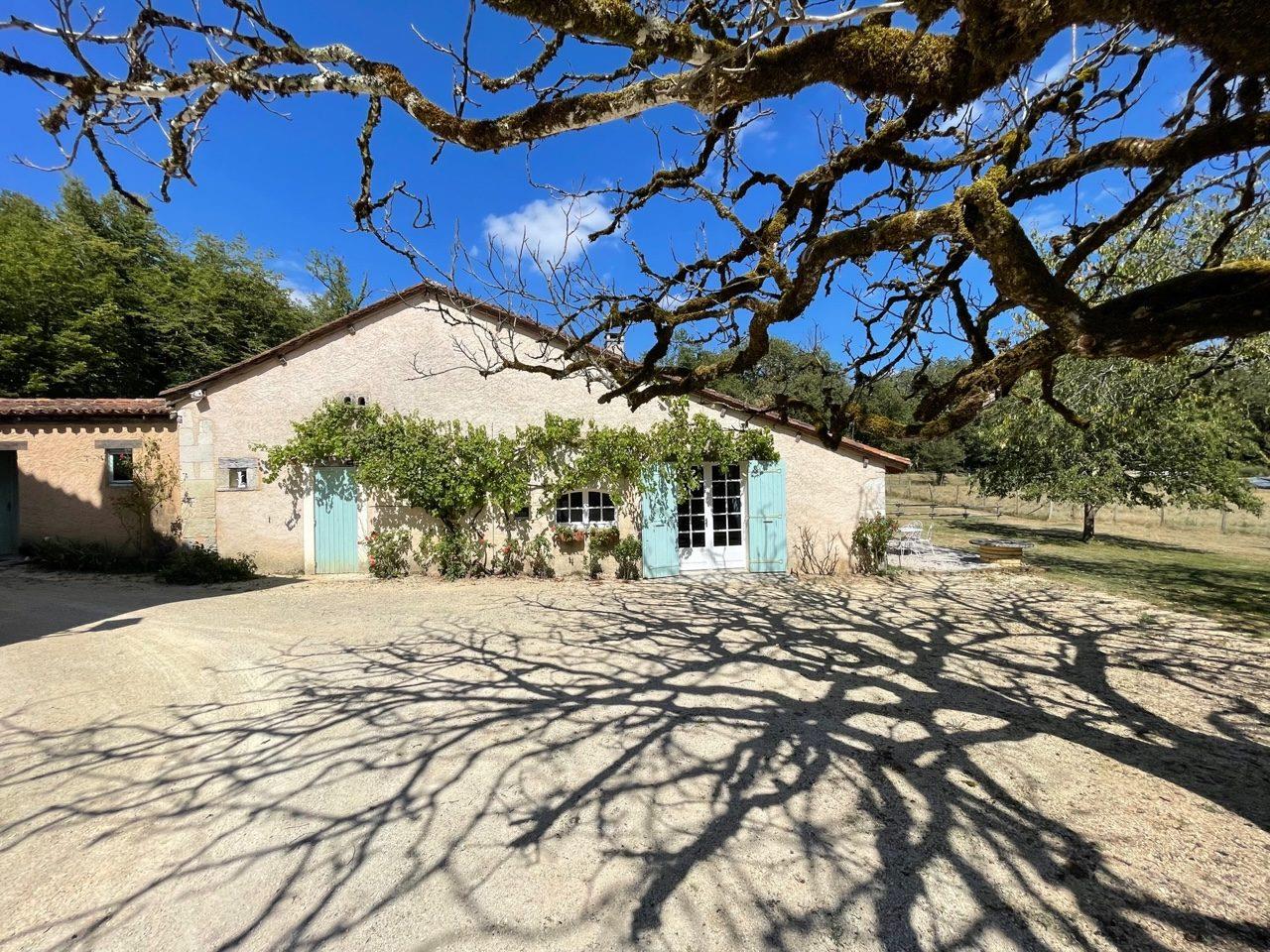 Maison à vendre, 650m², Saint-Vincent-de-Connezac