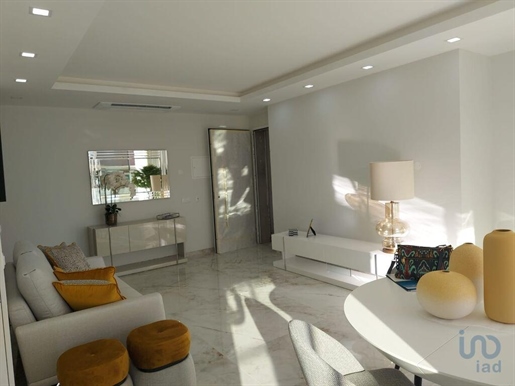 Apartamento T2 em Faro de 95,00 m²