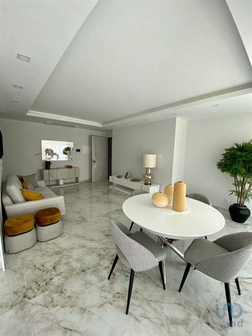 Appartement T2 à Faro de 123,00 m²