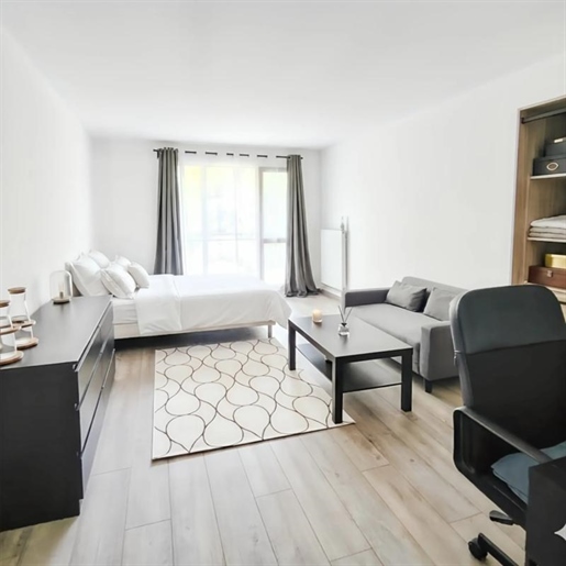Advert pic 0