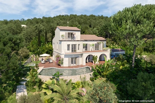 5-Bed house, 300 m from the sea, view over the Gulf of St-Tropez, Les Issambres