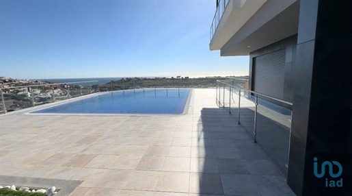 Apartment with 2 Rooms in Faro with 115,00 m²