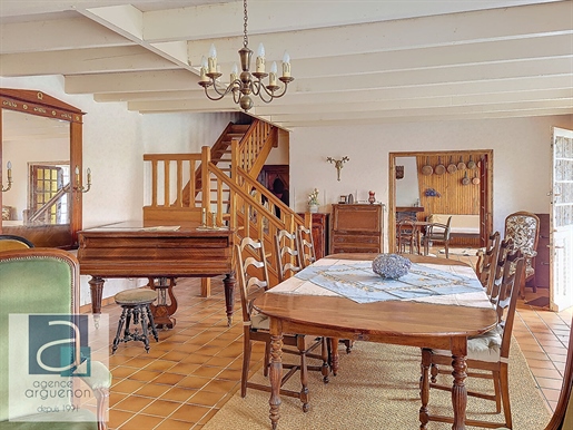 The perfect family home, spacious, charming & convivial with a superb location in the Arguenon Valle