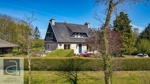 Saint Meen Le Grand Sektor - Ein schönes Einfamilienhaus in einem bewaldeten Park mit einem großen 