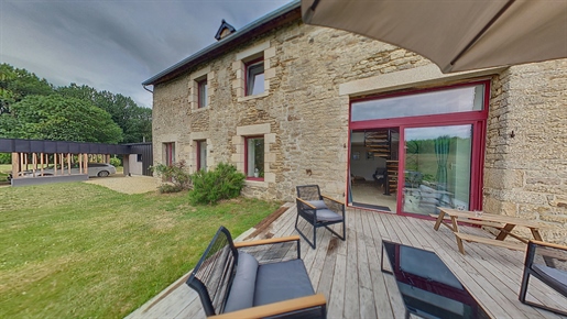 Near Dinan: Charm and style for this beautiful country house not overlooked