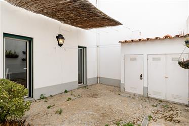 House With Backyard|For Sale|Historic Center|Évora