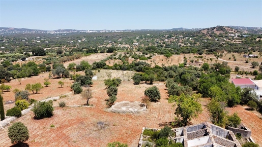 Estoi Faro Land: Ruins, 300m² Buildable - Scenic Algarve Plot