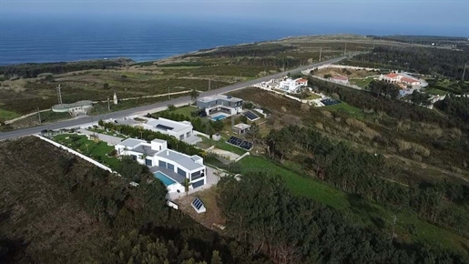 Villa de 3 chambres avec vue panoramique sur la mer et panneaux solaires près de Foz do Arelho