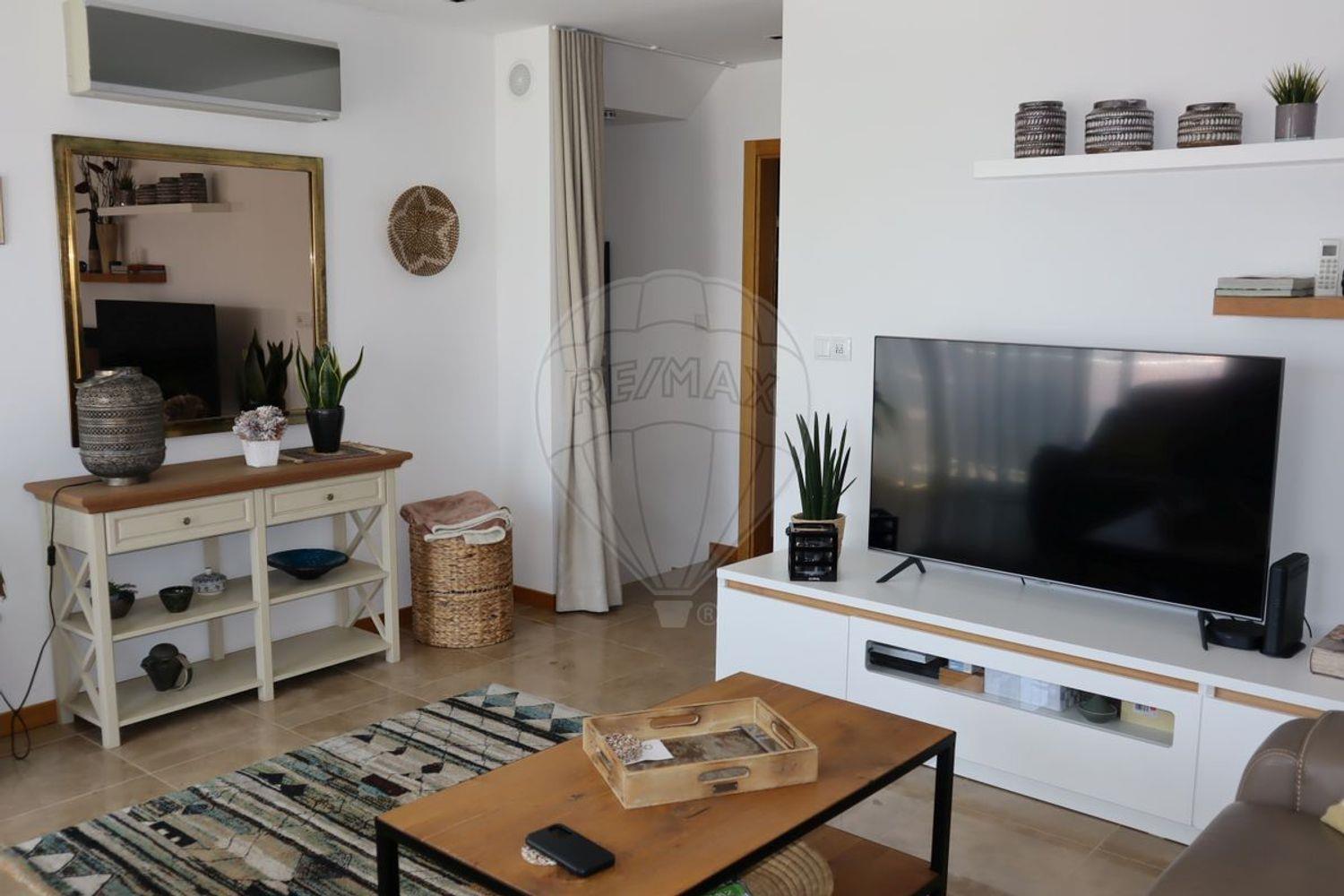 Purchase: House (2500)