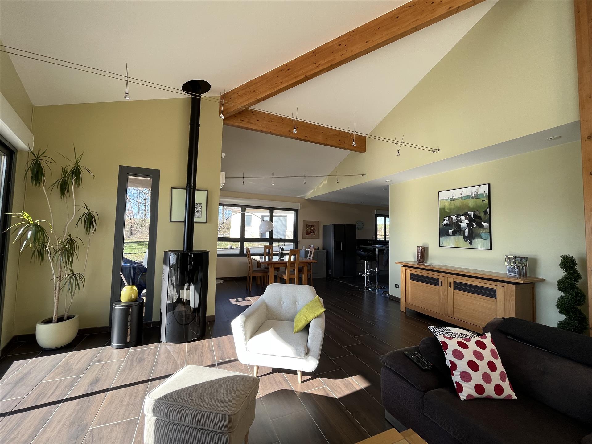 Architect's house 175m² - Heated swimming pool - Unobstructed view. 