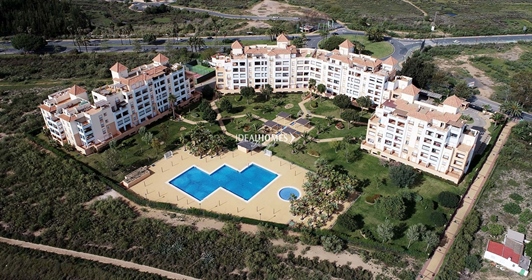 2 Bedroom Apartment For Sale in Isla Canela