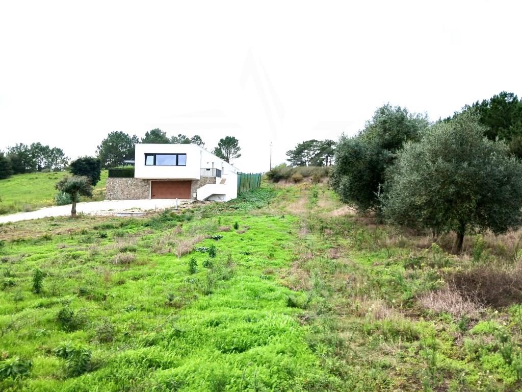 7,180 m² Plot for Your Dream Home - Where the Countryside Embraces Family Life!