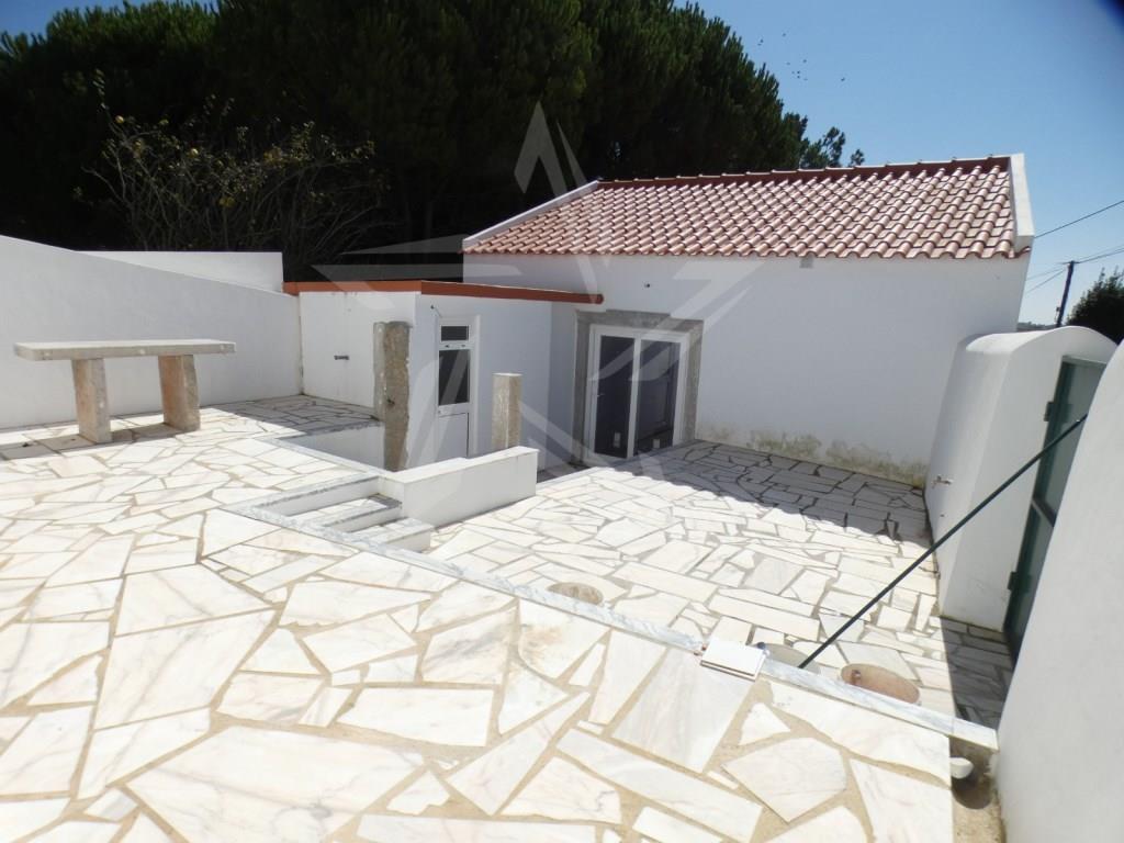 Charming villa T1 + 1 Detached