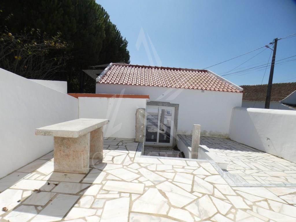 Charming villa T1 + 1 Detached
