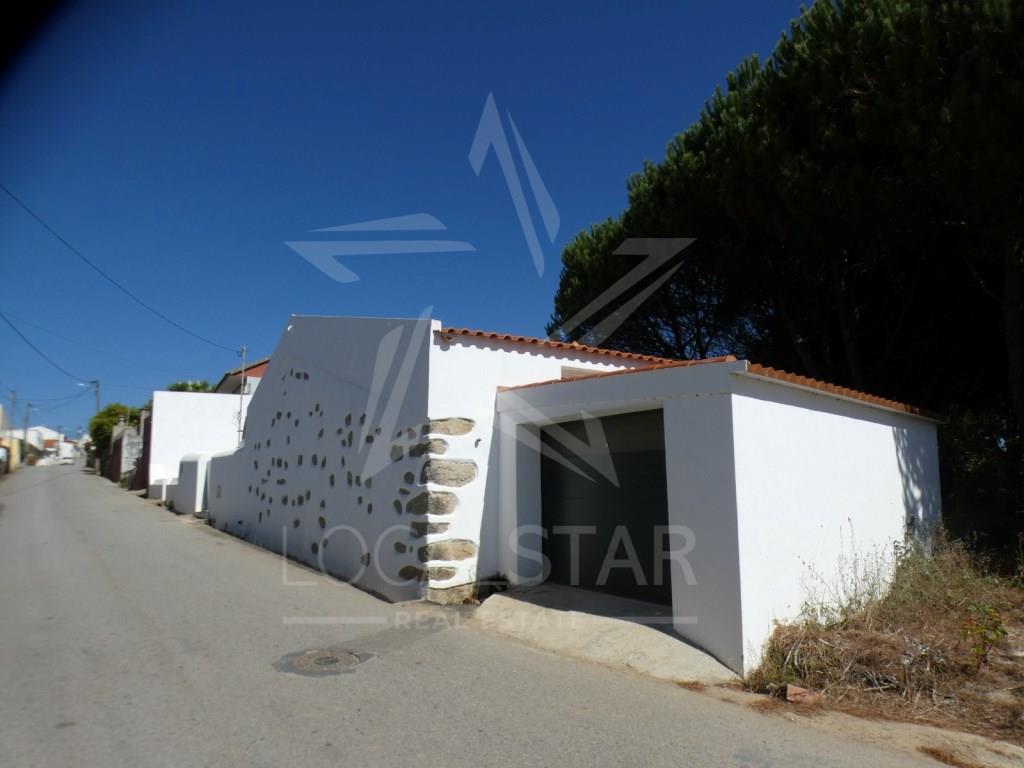 Charming villa T1 + 1 Detached
