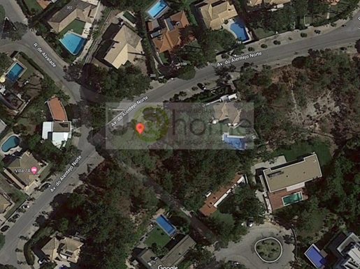 Plot for construction of House with 1620sqm in Soltroia