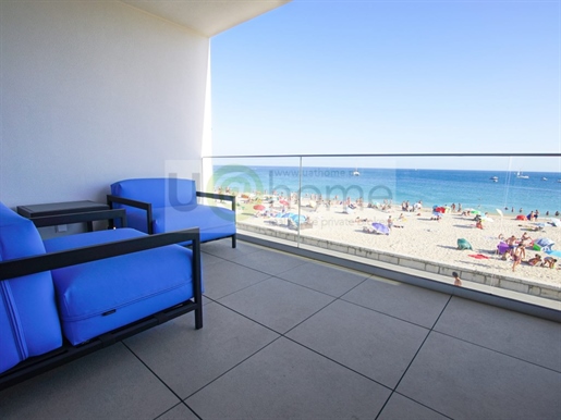 Sesimbra in front of the beach, terrace 85m2, guaranteed profitability of 4%