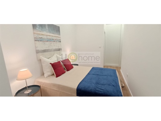 2 bedroom flat with patio 11m2, next to the Zoo, includes Home Staging