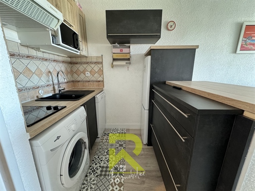 Apartament fermecător cu 2 dormitoare cu vedere la cheiul Malfato!