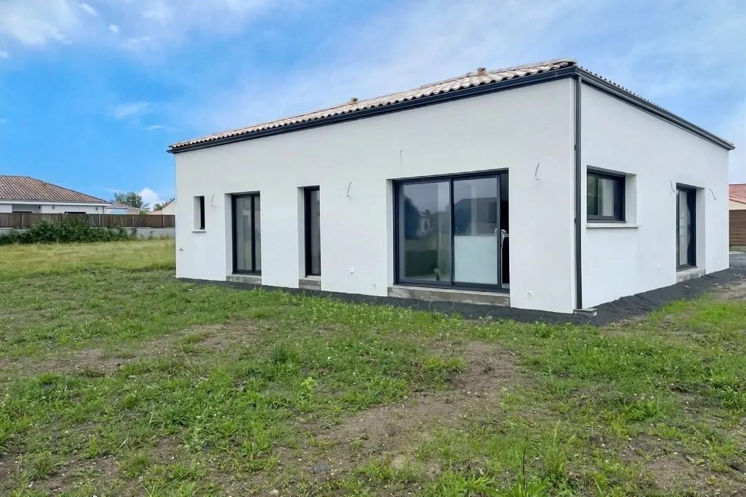 Maison plain pied de 2025, 132m2 - 3chambres avec jardin