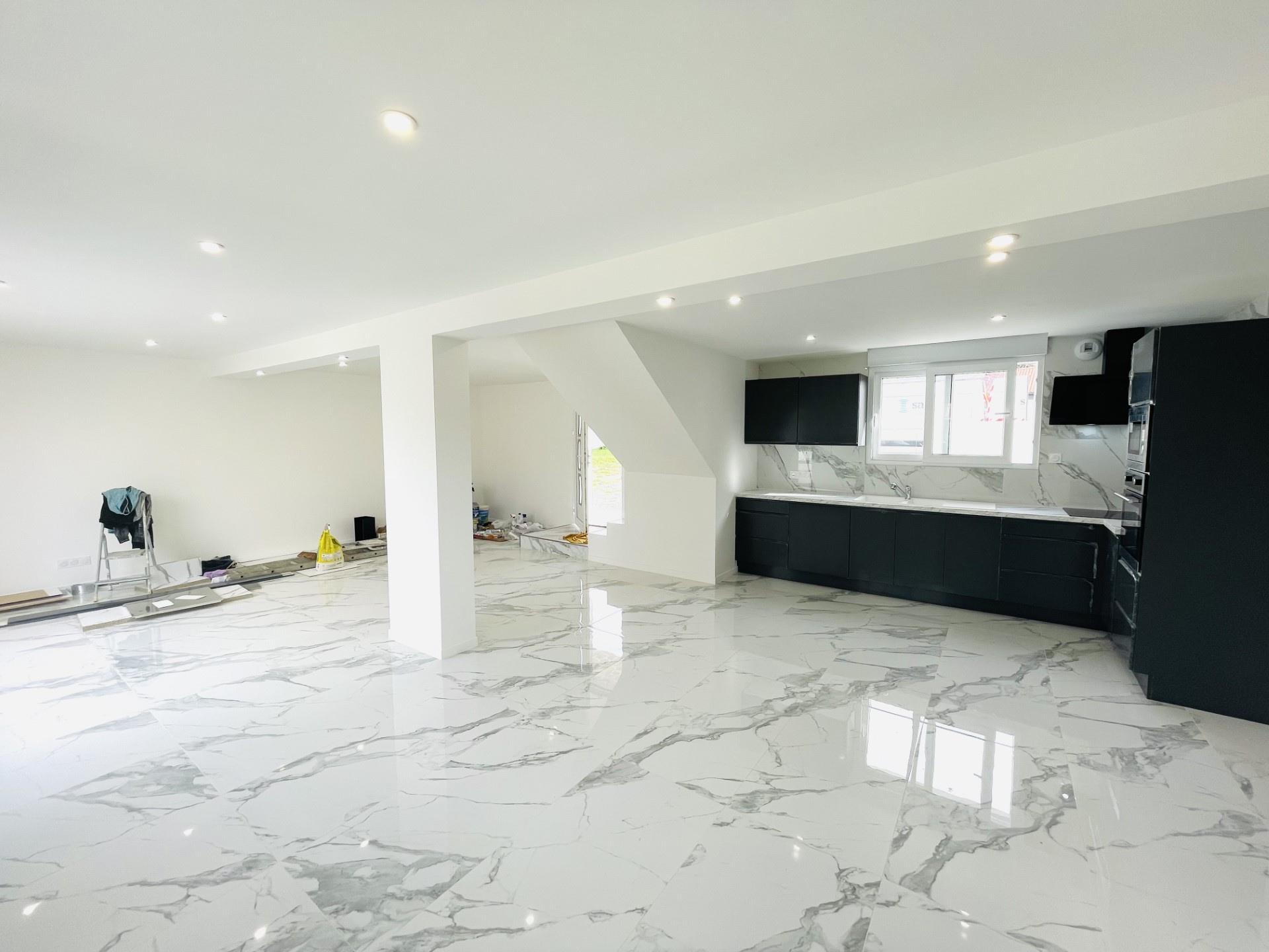 5 bedroom house - Garden
