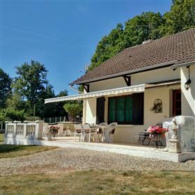 Beautiful Rural French House With 1.25 Acres