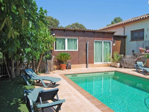 Tourist Licensed House-Chalet Heated Pool, Large Garden