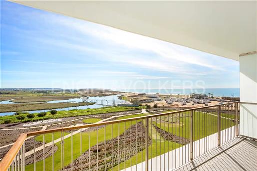 Brand new top floor luxury apartment, with sea view and 50m from the beach