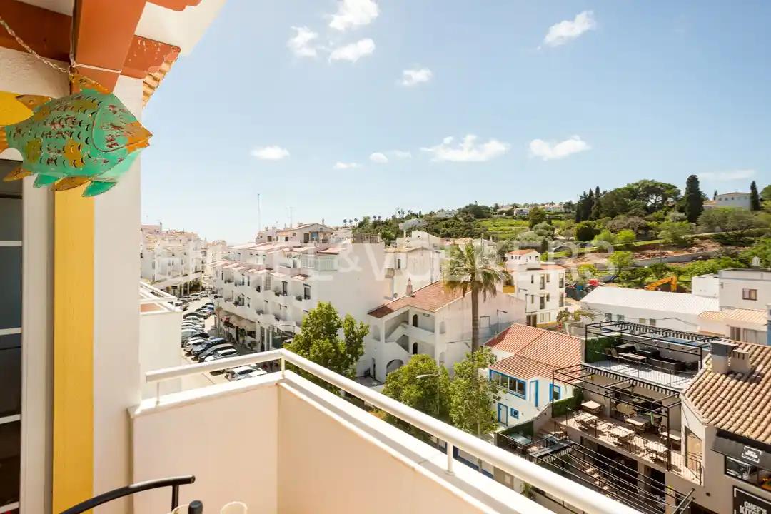 2-Bedroom apartment in the center of Carvoeiro, 400m from the beach