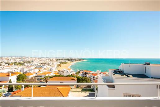  Penthouse with amazing sea view in Albufeira