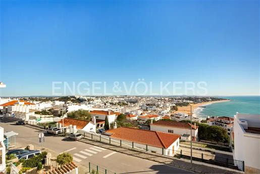  Apartment T1+1 with sea view in Albufeira