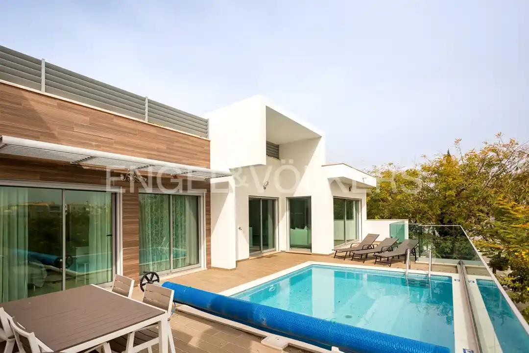  3-bedroom villa with pool in Albufeira