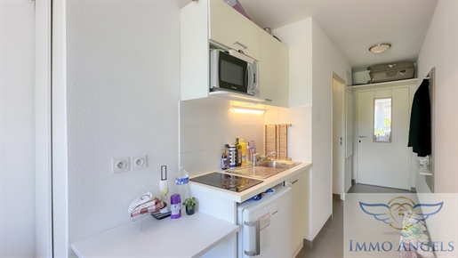 Möblierte Apartmentresidenz Advenis Bau von 2019 für Investoren. Mieten 4378,48 € pro Jahr