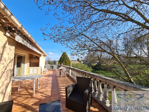 Gard Potelières, House 207m2, garage and terrace on 16,000m2 of land.