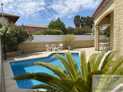 Villa mit Swimmingpool, T5, 150 m2 auf 500 m2 Grundstück