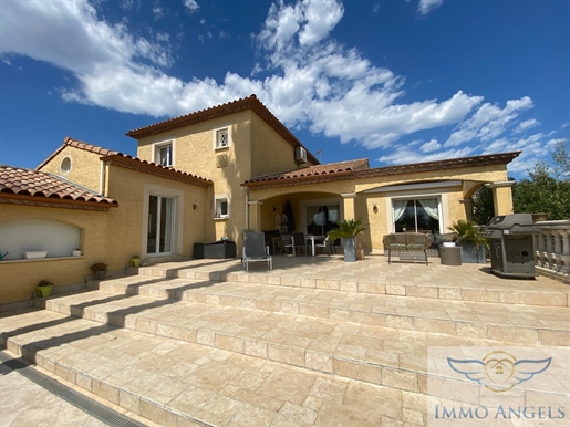 Elegant Prestige Villa with Swimming Pool and Garden in Fabregues