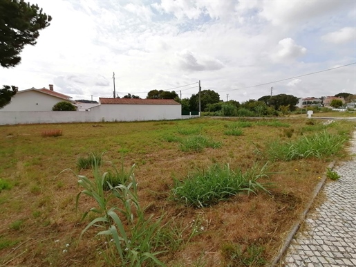 Casa de una sola planta con 4 dormitorios y piscina en Foz do Arelho