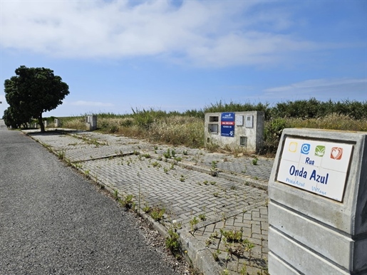 Plots just 800 meters from the beach