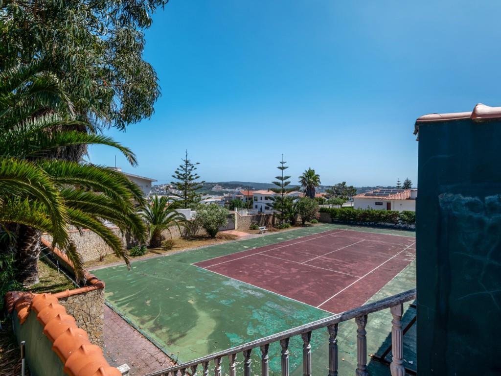 Plot near the Óbidos Lagoon - just 500 metres from the beach