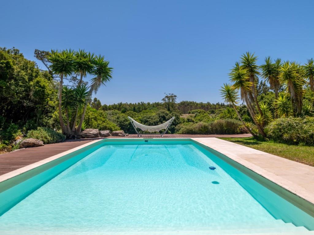 Charmante Villa mit wunderschönem Garten und weitem Blick auf die Landschaft