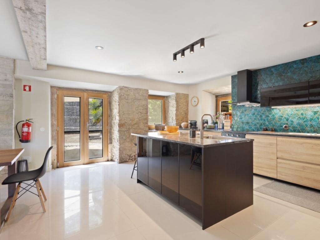 Exclusive Villa: Nature, History and Beach on the Doorstep