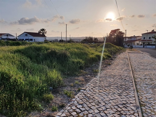Grundstück in Amoreira - Óbidos