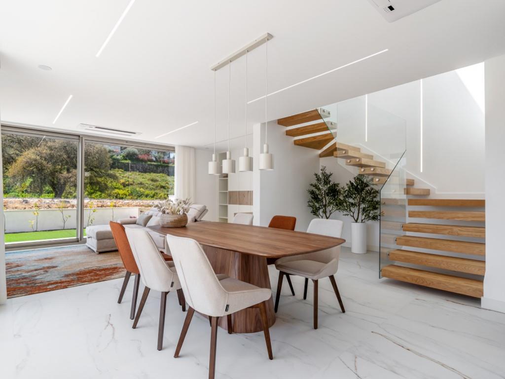 New villas built with quality and luxury details!